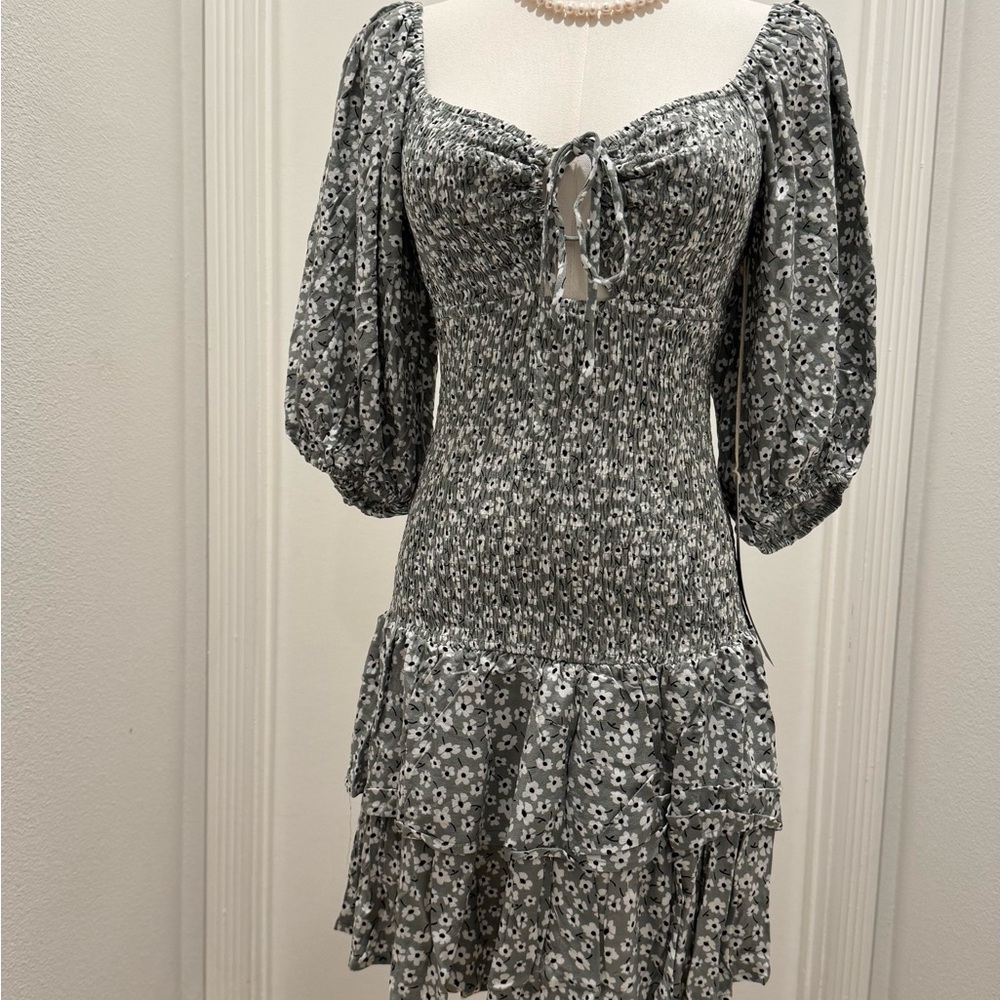 Lumiere Gray and White Tiered Sundress with Sweetheart Neckline